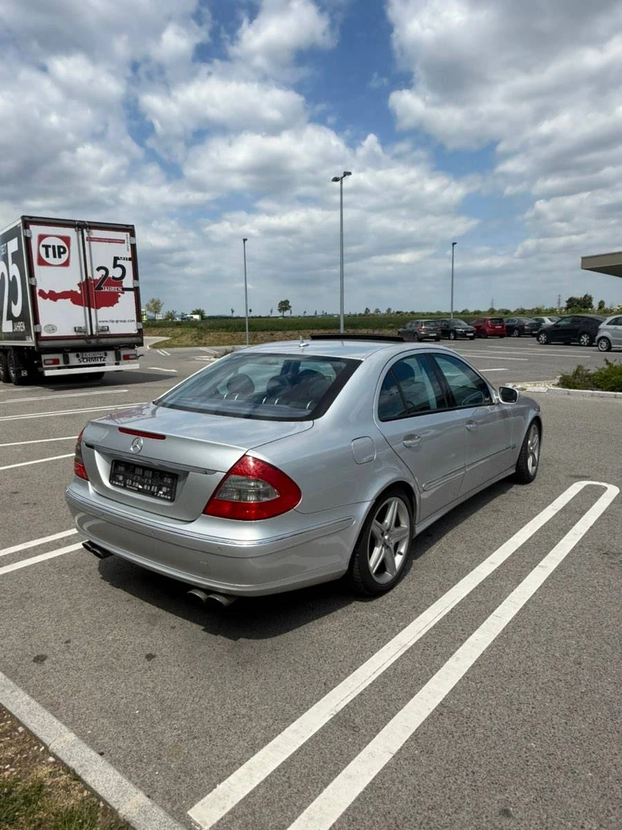 Mercedes-Benz E 280 avantgarde, снимка 4 - Автомобили и джипове - 54350935