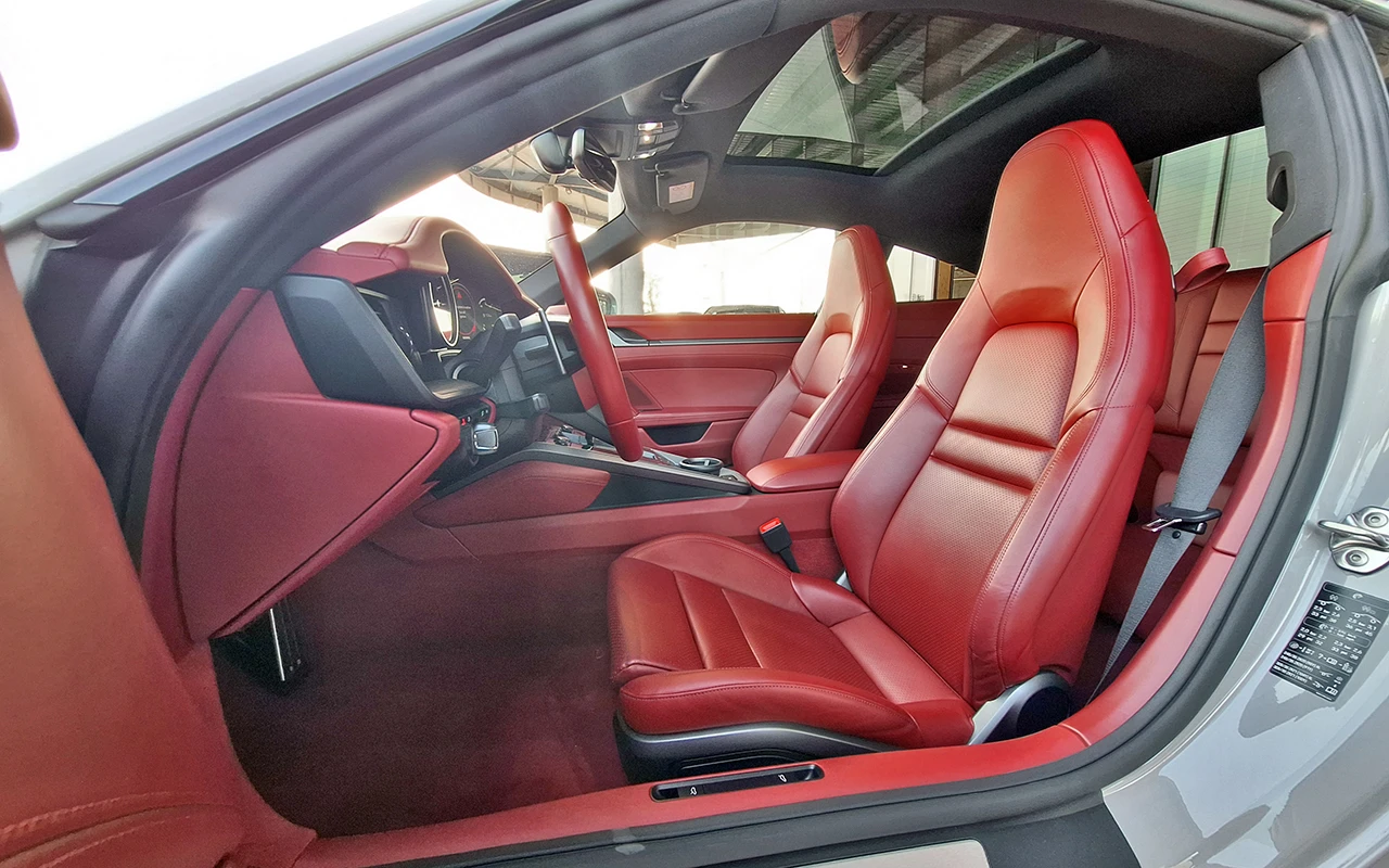 Porsche 911 Carrera 4S Coupe, снимка 5 - Автомобили и джипове - 54411120