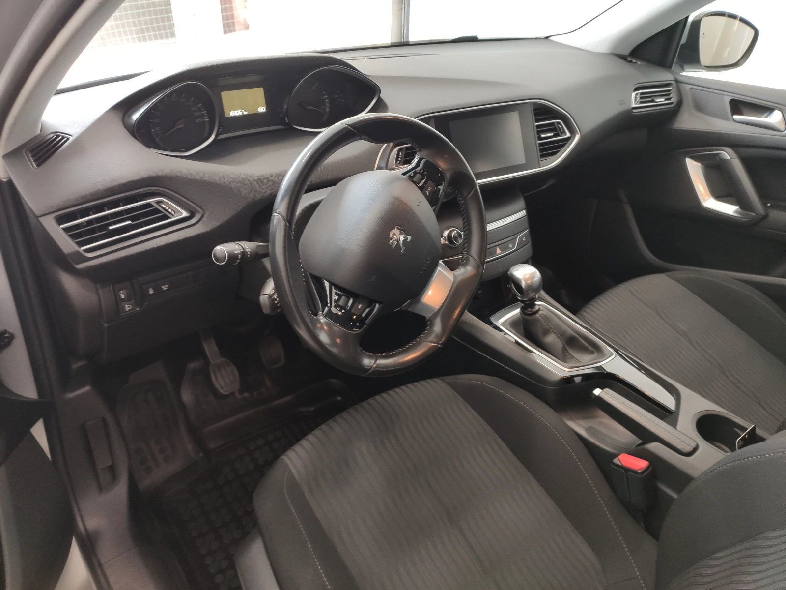 Peugeot 308 SW, снимка 5 - Автомобили и джипове - 54628129