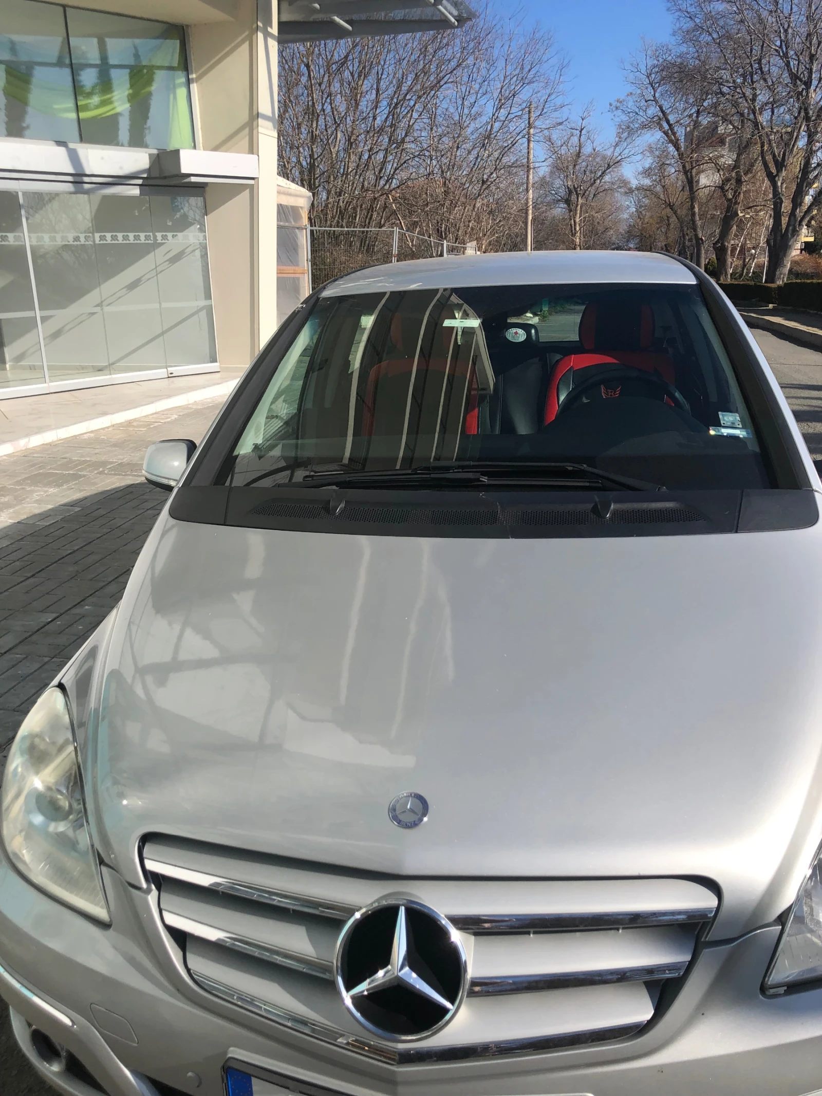 Mercedes-Benz B 180 Лек автомобиль , снимка 4 - Автомобили и джипове - 54642093