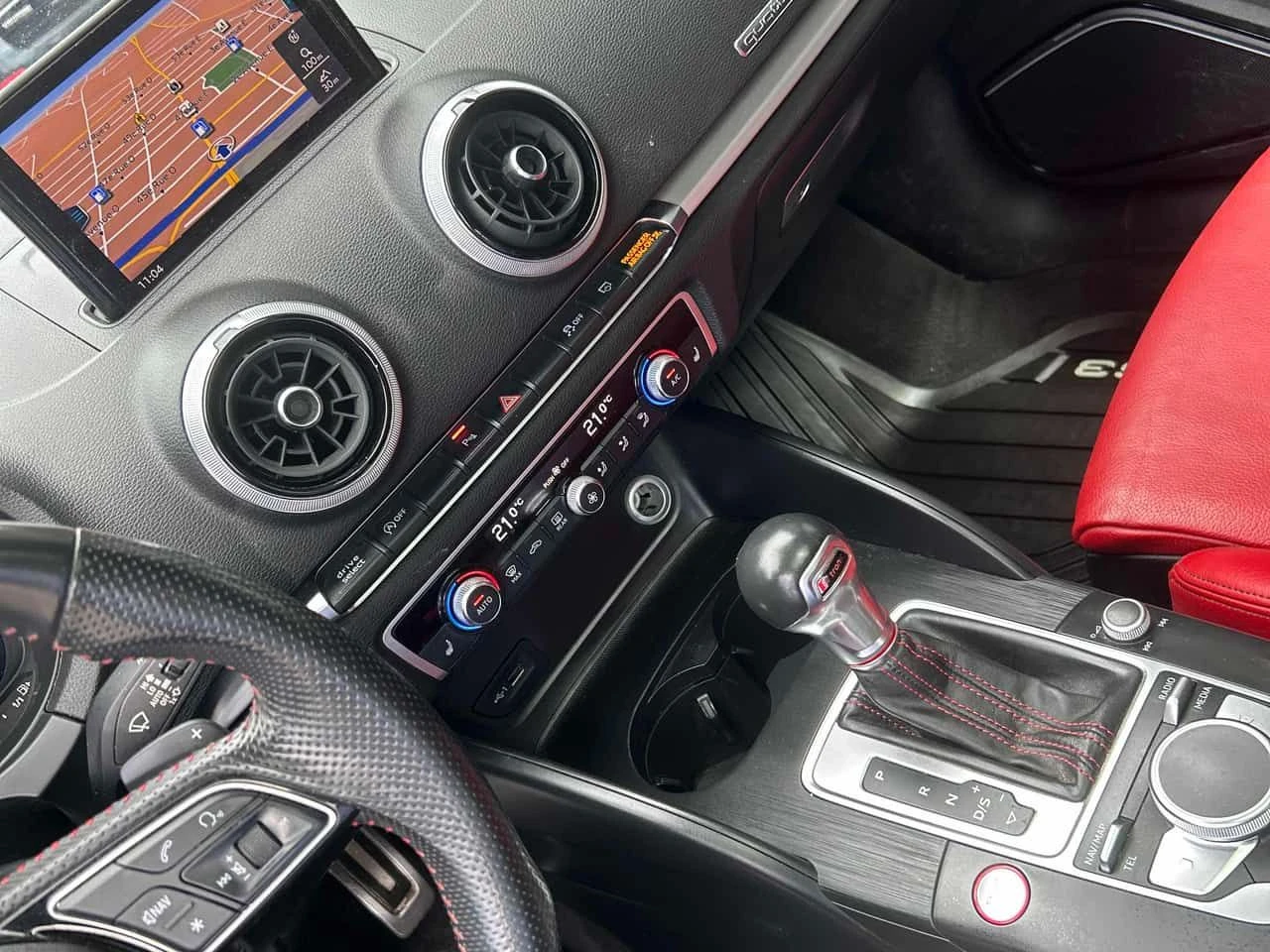 Audi S3 Technik/B&O/LED/MAGNETIC RIDE/АВТОКРЕДИТ, снимка 12 - Автомобили и джипове - 54726530