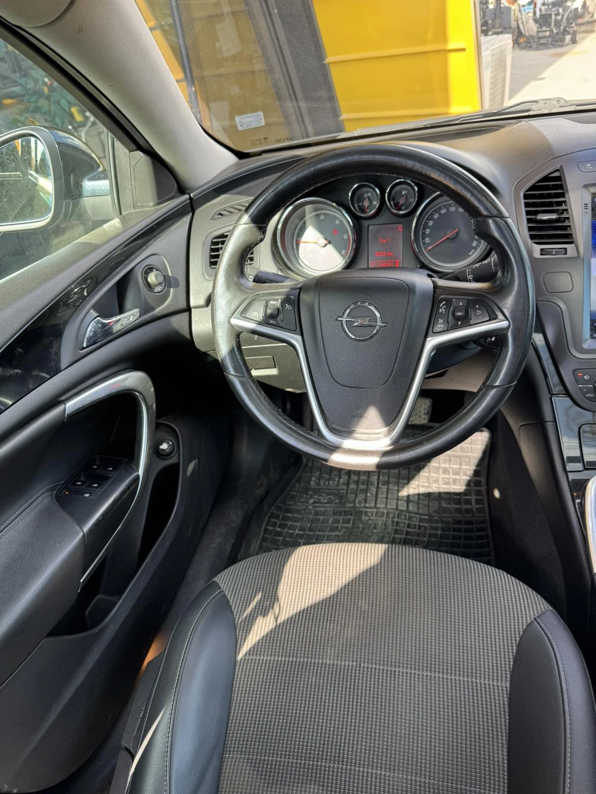 Opel Insignia 2.0 CDTI | Carplay, снимка 10 - Автомобили и джипове - 54877461