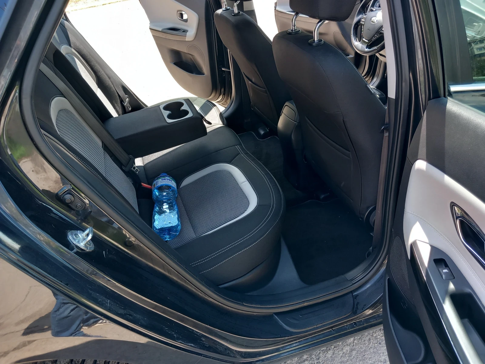Kia Ceed 1.6 CRDI НАВИГАЦИЯ КАМЕРА  TOP !, снимка 13 - Автомобили и джипове - 54994299