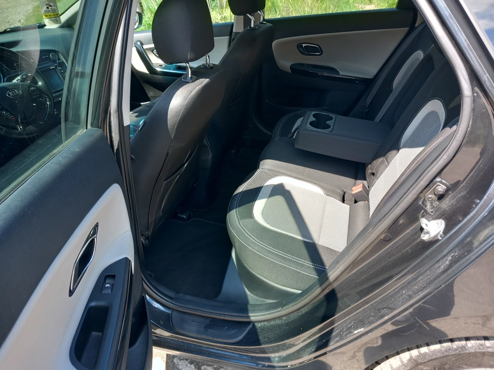 Kia Ceed 1.6 CRDI НАВИГАЦИЯ КАМЕРА  TOP !, снимка 12 - Автомобили и джипове - 54994299