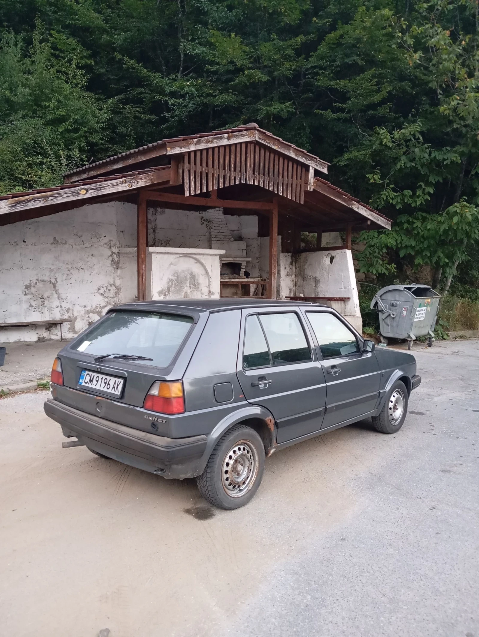 VW Golf 1.8 90 GT, снимка 7 - Автомобили и джипове - 55653499