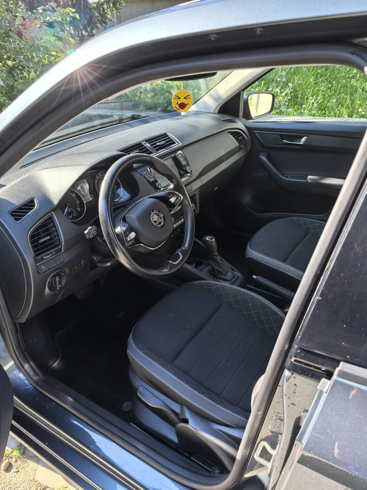 Skoda Fabia, снимка 2 - Автомобили и джипове - 55806844