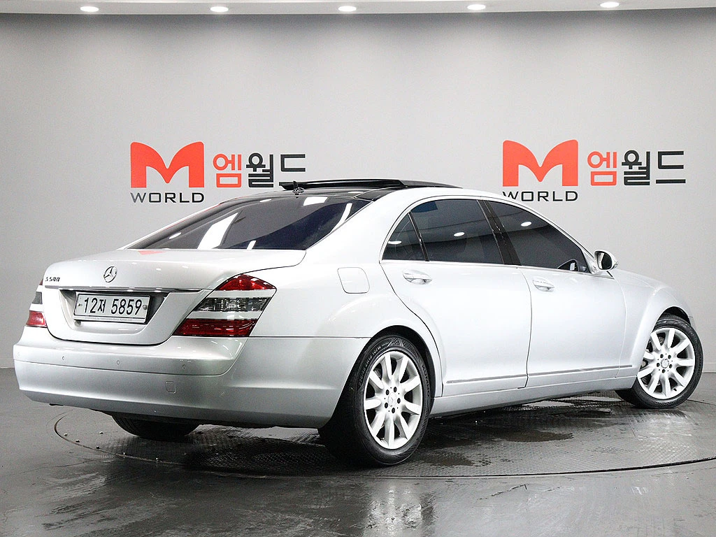 Mercedes-Benz S 500 SOFT CLOSE* ЕЛ. БАГАЖНИК* ОБДУХВАНЕ* КРАЙНА ЦЕНА, снимка 4 - Автомобили и джипове - 55983532