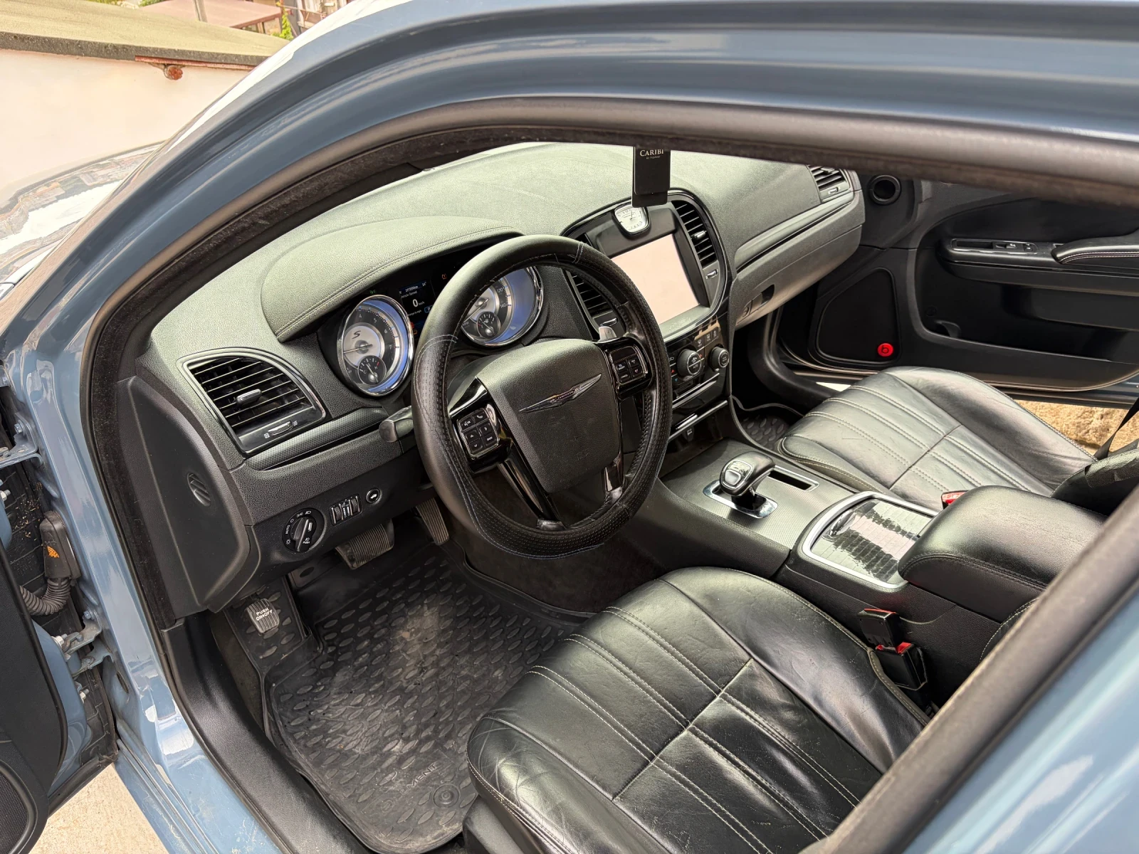 Chrysler 300c S, снимка 14 - Автомобили и джипове - 56043691