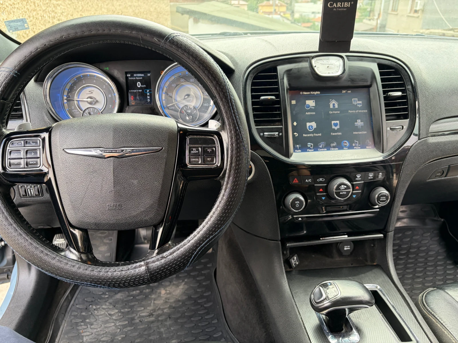 Chrysler 300c S, снимка 13 - Автомобили и джипове - 56043691