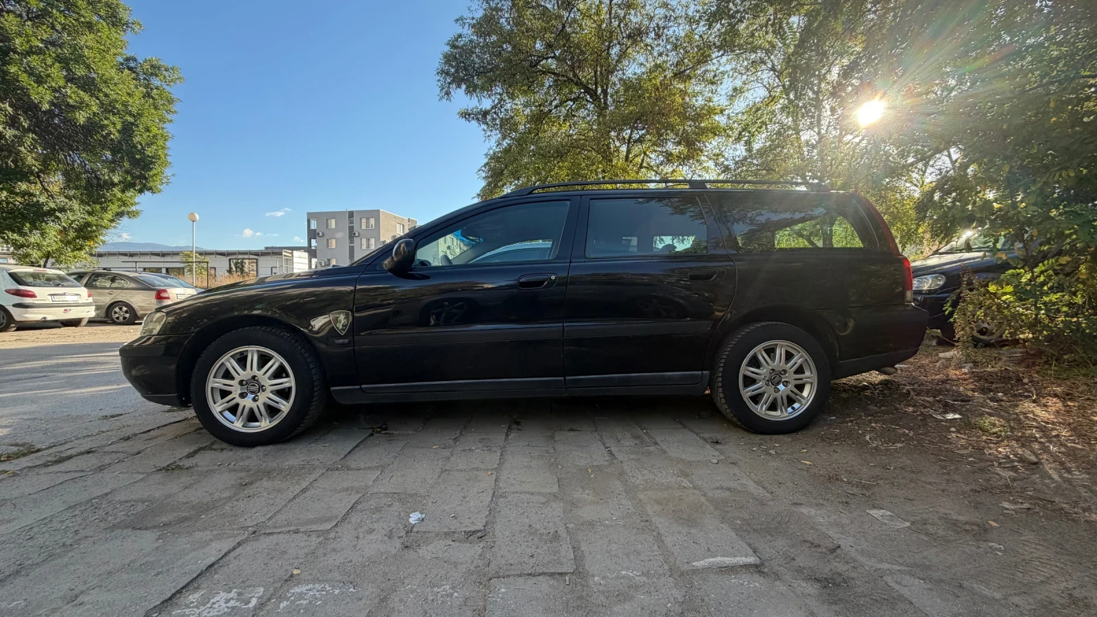 Volvo V70, снимка 2 - Автомобили и джипове - 56376514