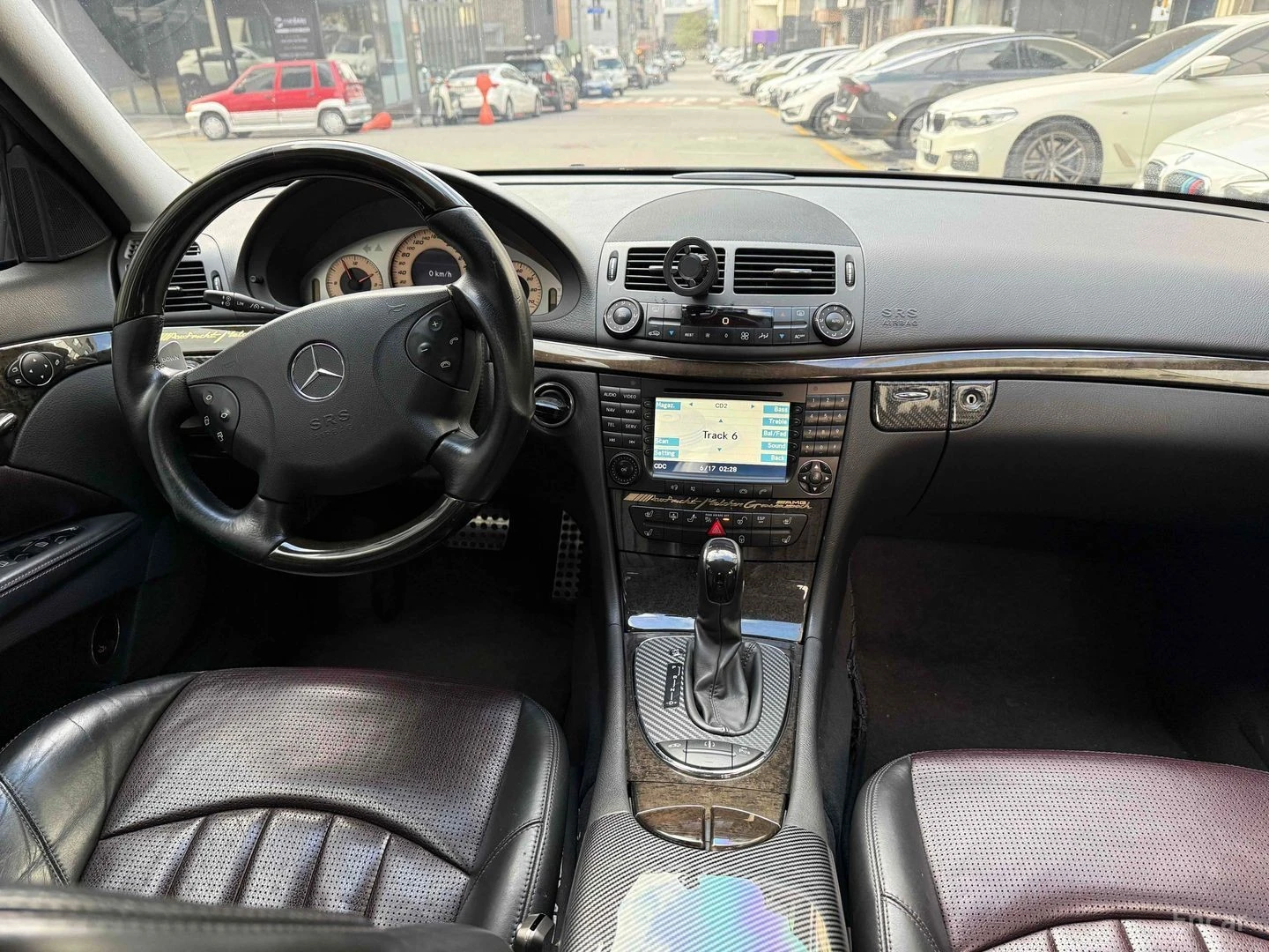 Mercedes-Benz E 55 AMG V8 KOMPRESSOR* �����* ������ ����  | Mobile.bg � ����������� 10