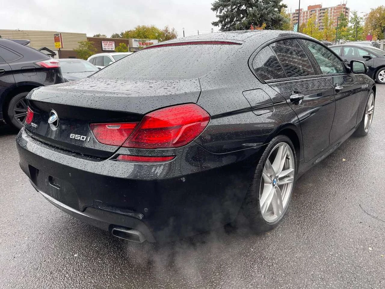 BMW 650 xDrive | Leather | Sunroof | Extra Clean Certified | Mobile.bg � ����������� 12