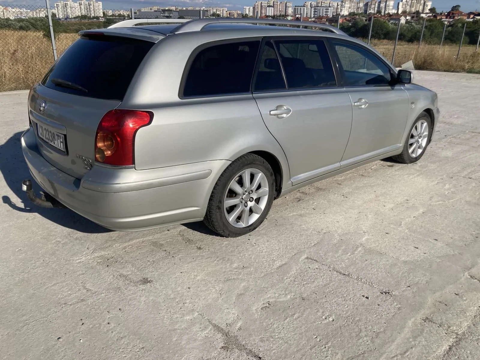 Toyota Avensis, снимка 5 - Автомобили и джипове - 56545069