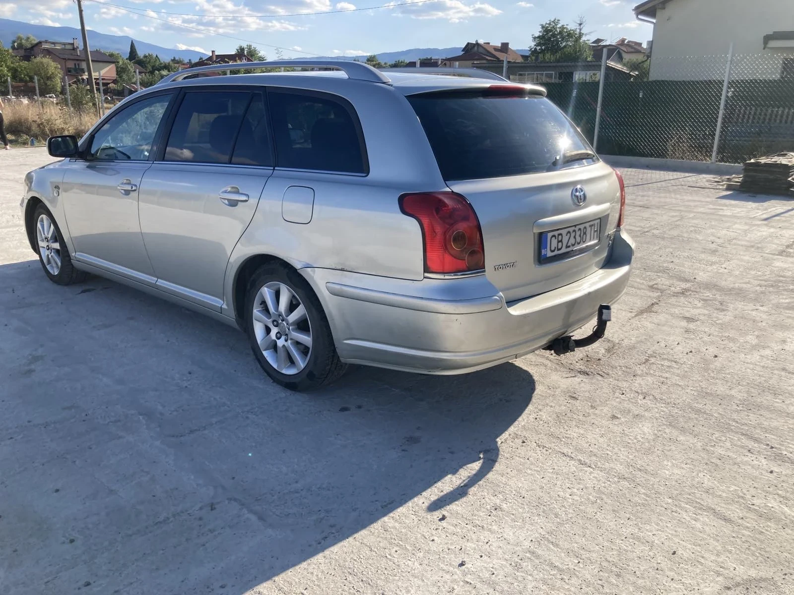 Toyota Avensis, снимка 3 - Автомобили и джипове - 56545069
