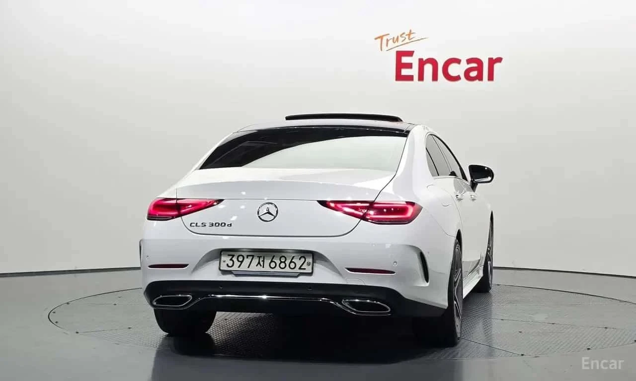 Mercedes-Benz CLS 300, снимка 4 - Автомобили и джипове - 56723568