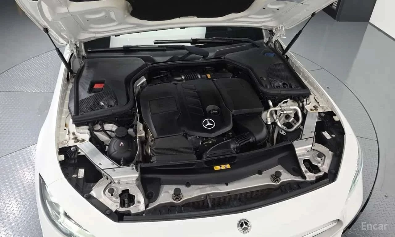 Mercedes-Benz CLS 300, снимка 17 - Автомобили и джипове - 56723568