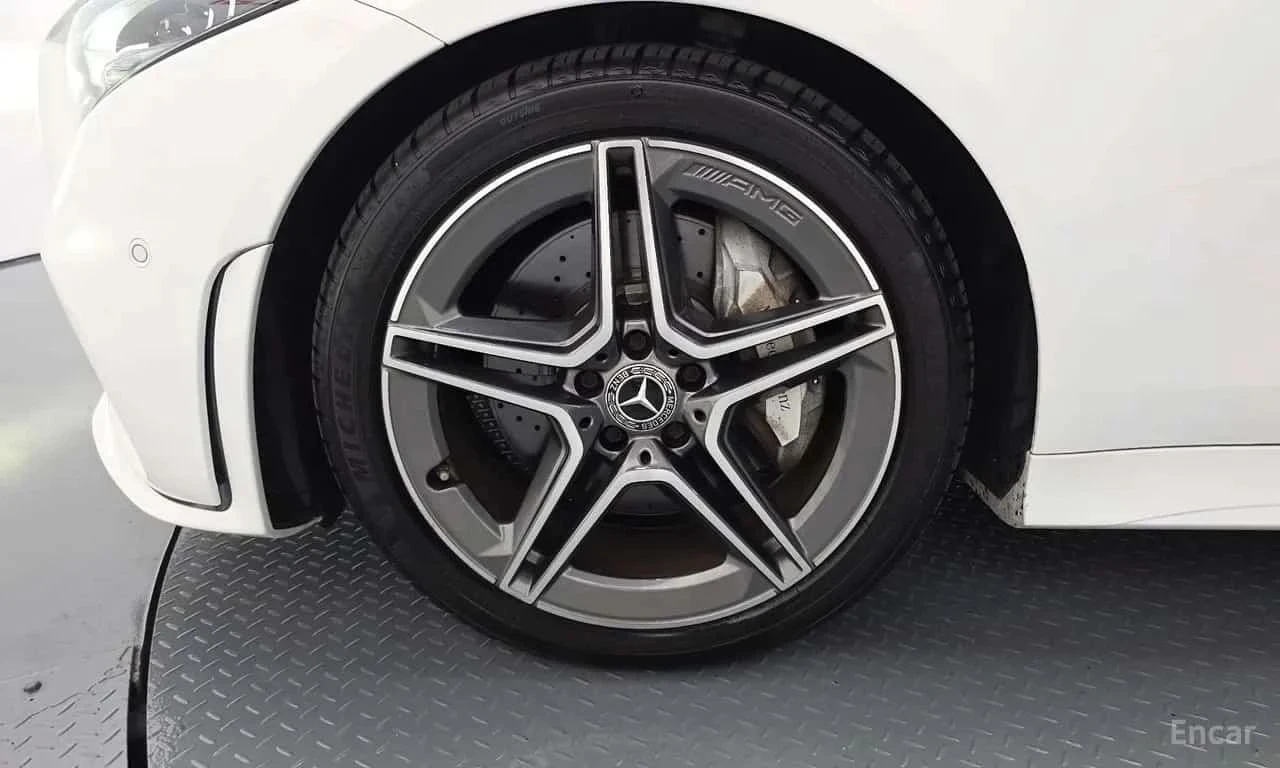 Mercedes-Benz CLS 300, снимка 5 - Автомобили и джипове - 56723568