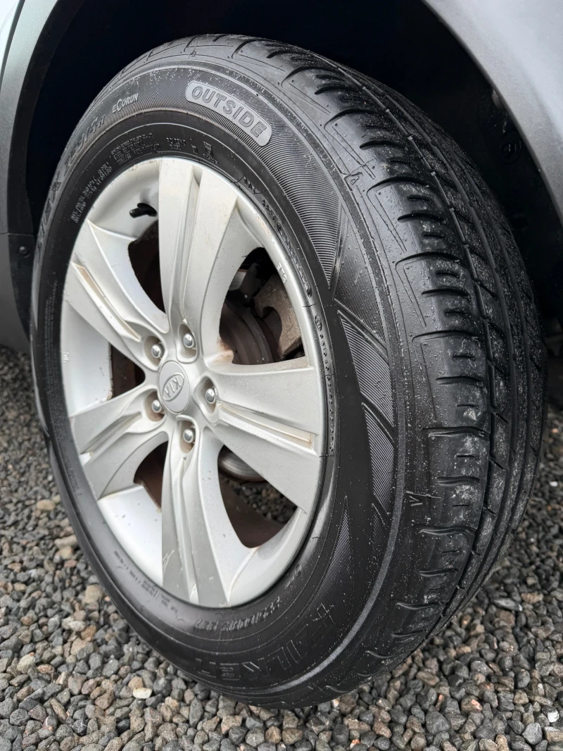 Kia Sportage 1.6 Бензин Фейс, снимка 15 - Автомобили и джипове - 52122619