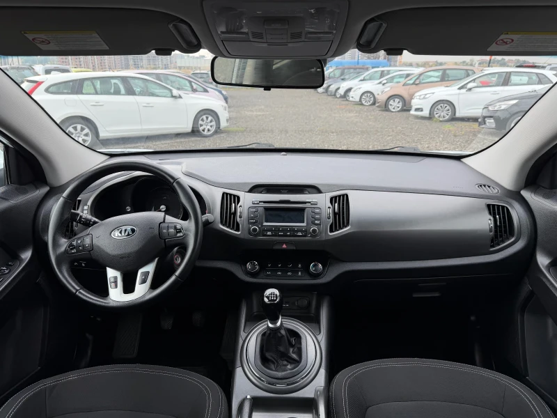 Kia Sportage 1.6 Бензин Фейс, снимка 11 - Автомобили и джипове - 52122619