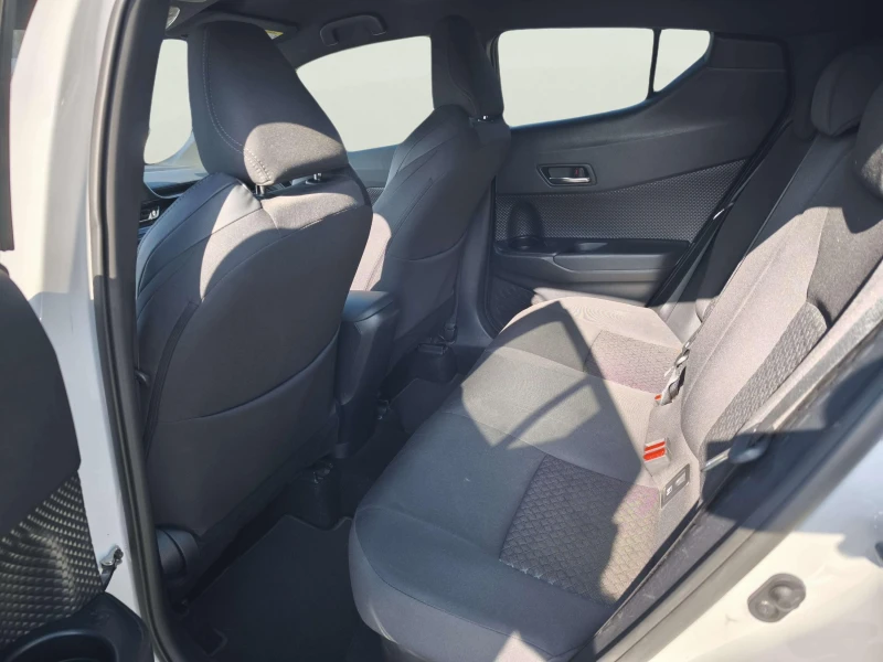 Toyota C-HR 1.8, снимка 8 - Автомобили и джипове - 53268853