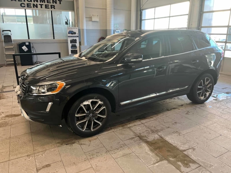 Volvo XC60 * T5 Special Edition Premier * CARFAX * ЦЕНА ДО БГ, снимка 2 - Автомобили и джипове - 53322368