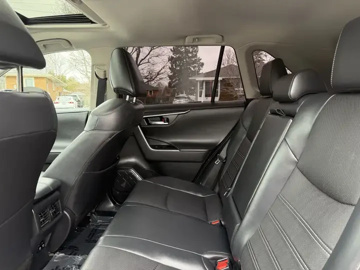 Toyota Rav4 Hybrid Limited AWD#УНИКАТ# !FULL!, снимка 15 - Автомобили и джипове - 55124959