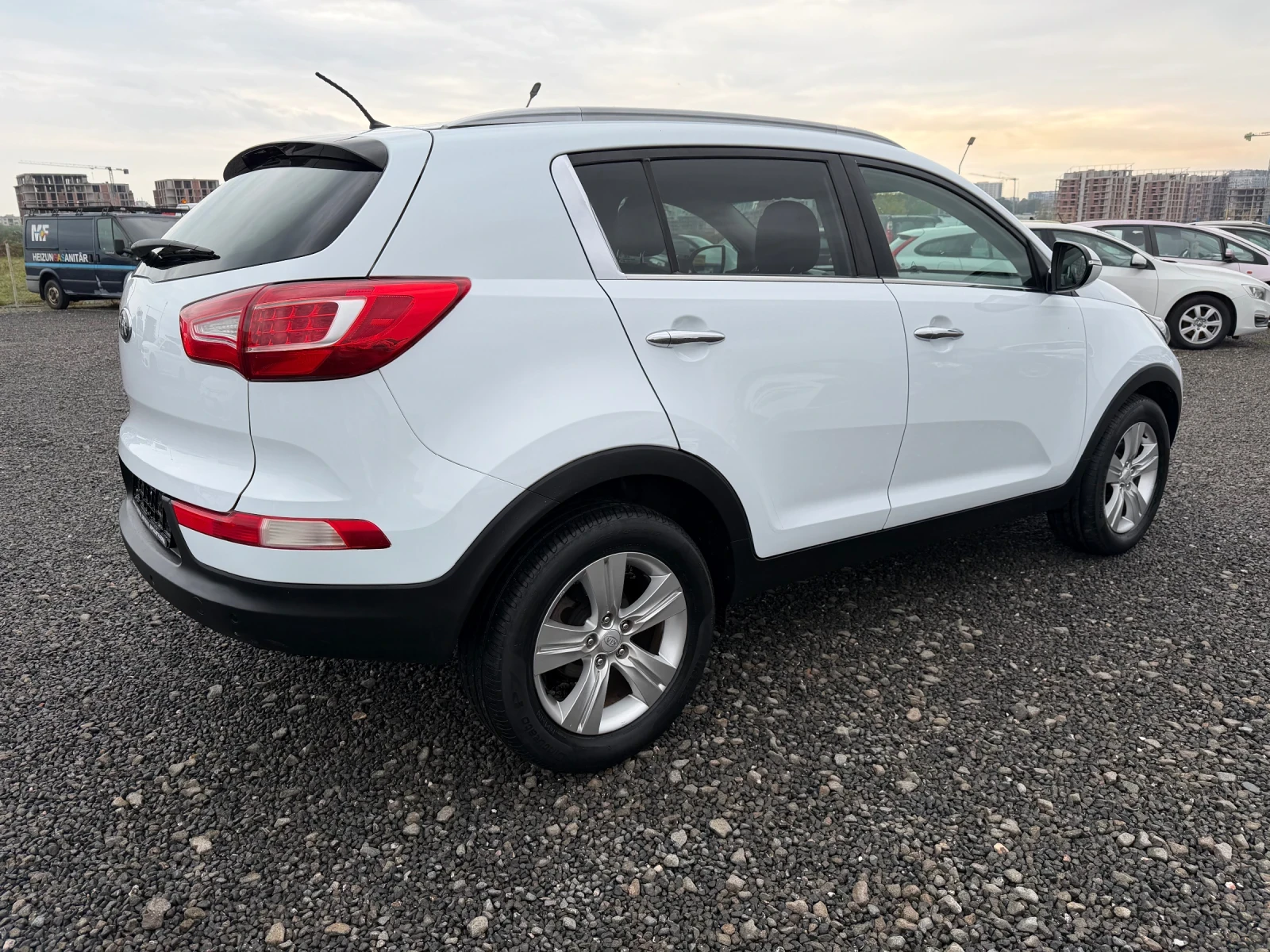 Kia Sportage 1.6 Бензин Фейс - изображение 4