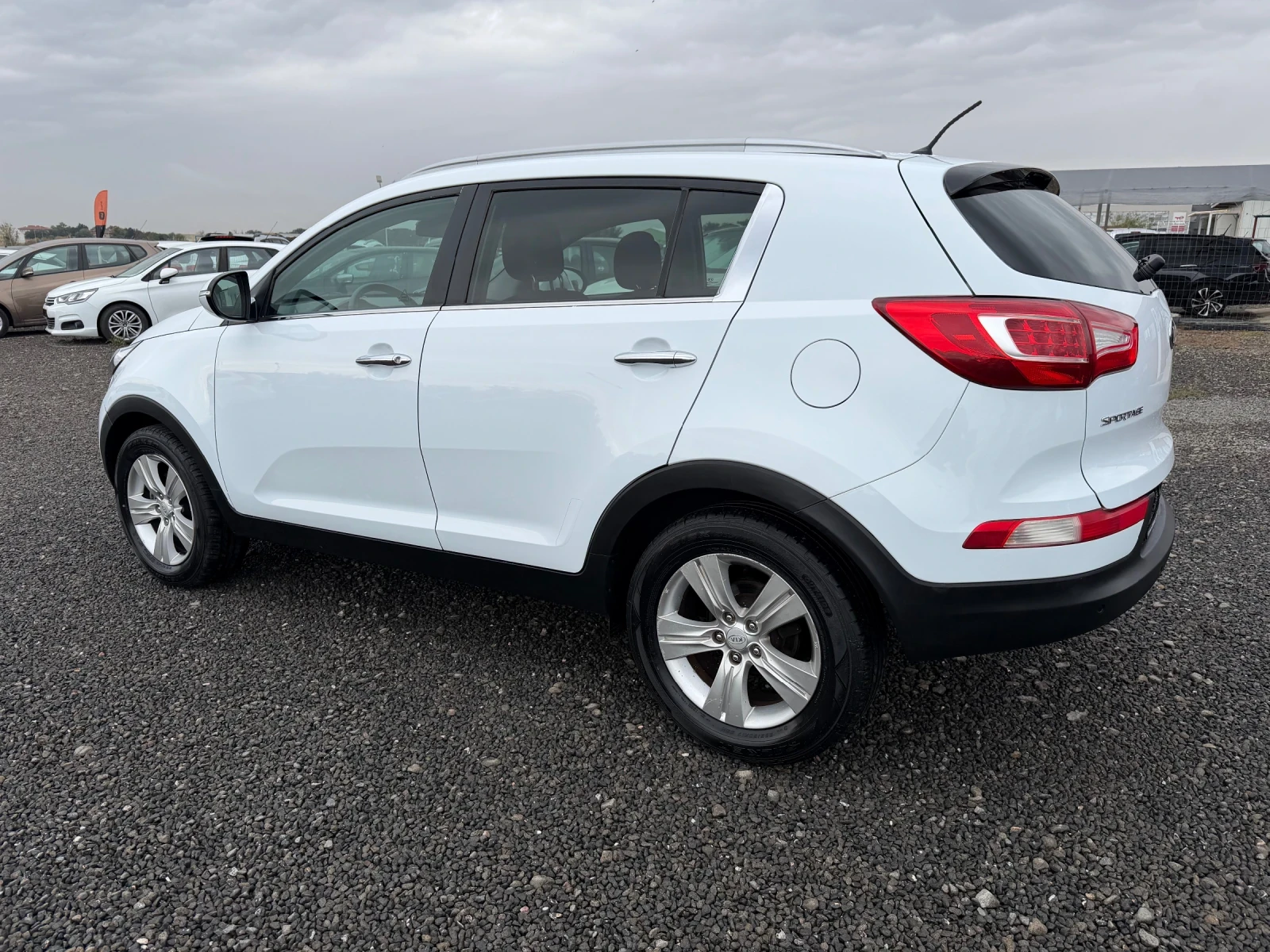 Kia Sportage 1.6 Бензин Фейс - изображение 3
