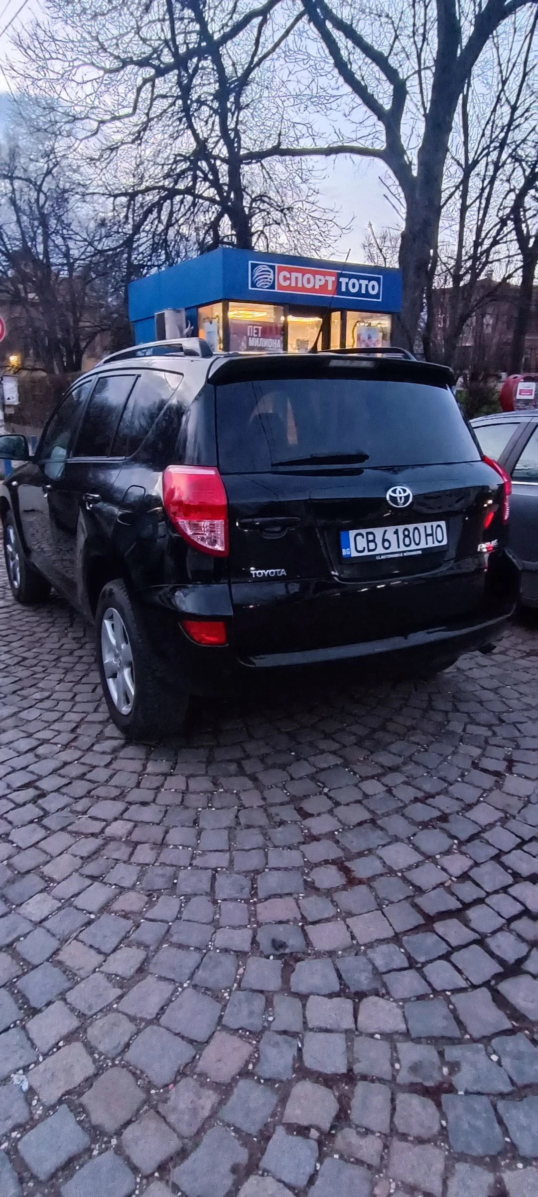 Toyota Rav4 2.0I, 152hp, AVTOMATIK FULL 4x4, Hands free - изображение 4