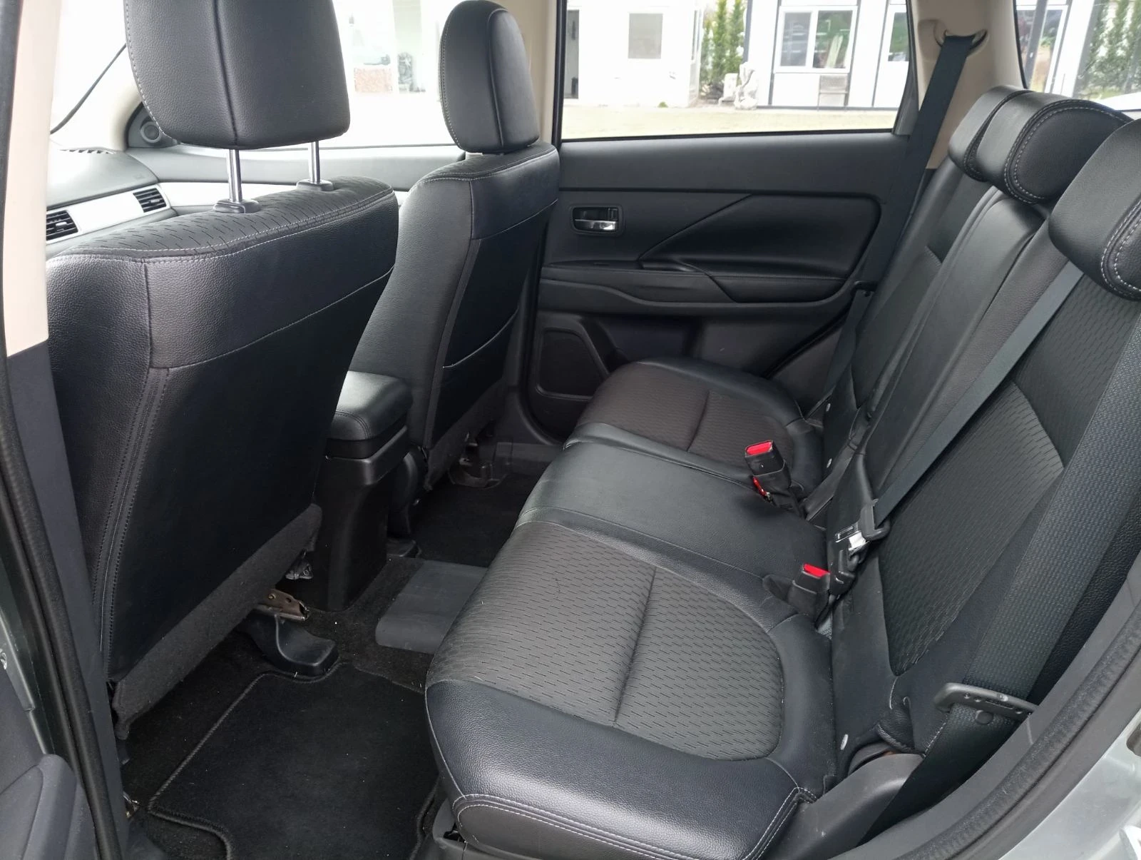 Mitsubishi Outlander | Mobile.bg � ����������� 8