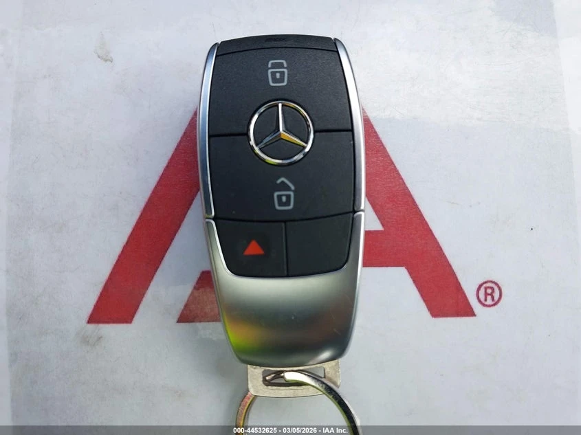 Mercedes-Benz G 580 E, снимка 11 - Автомобили и джипове - 54378964