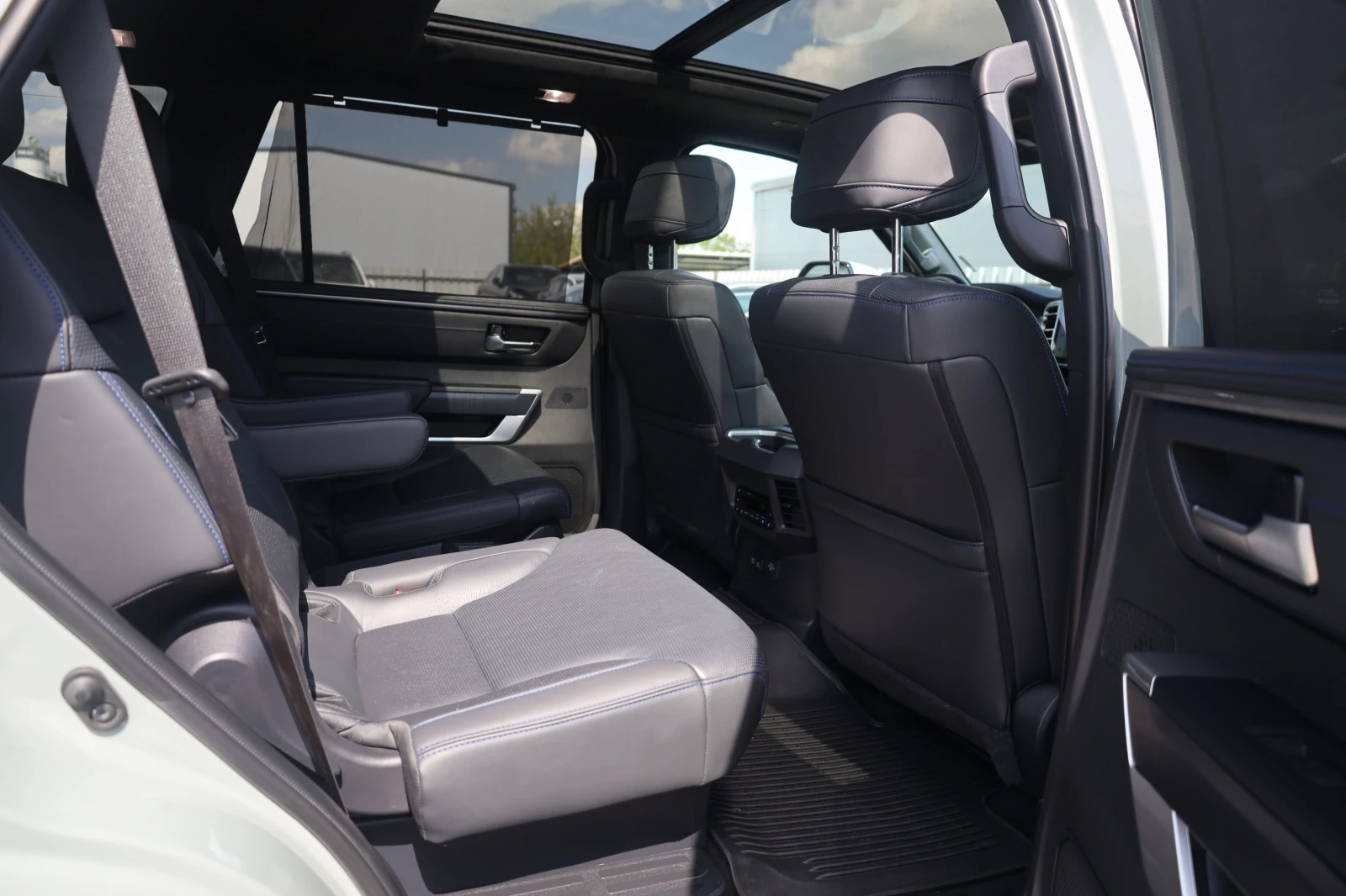 Toyota Sequoia Platinum 3.5 i-ForceMAX AWD Hybrid 360 Pano KeyGO