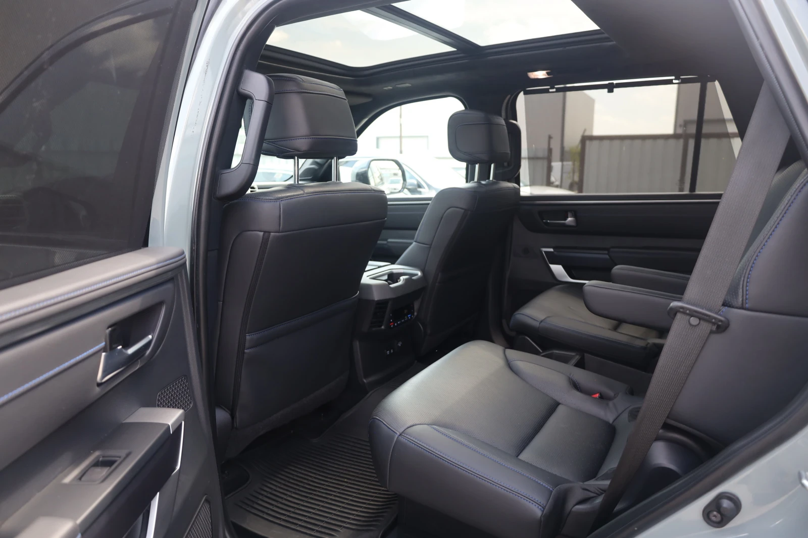 Toyota Sequoia Platinum 3.5 i-ForceMAX AWD Hybrid 360 Pano KeyGO