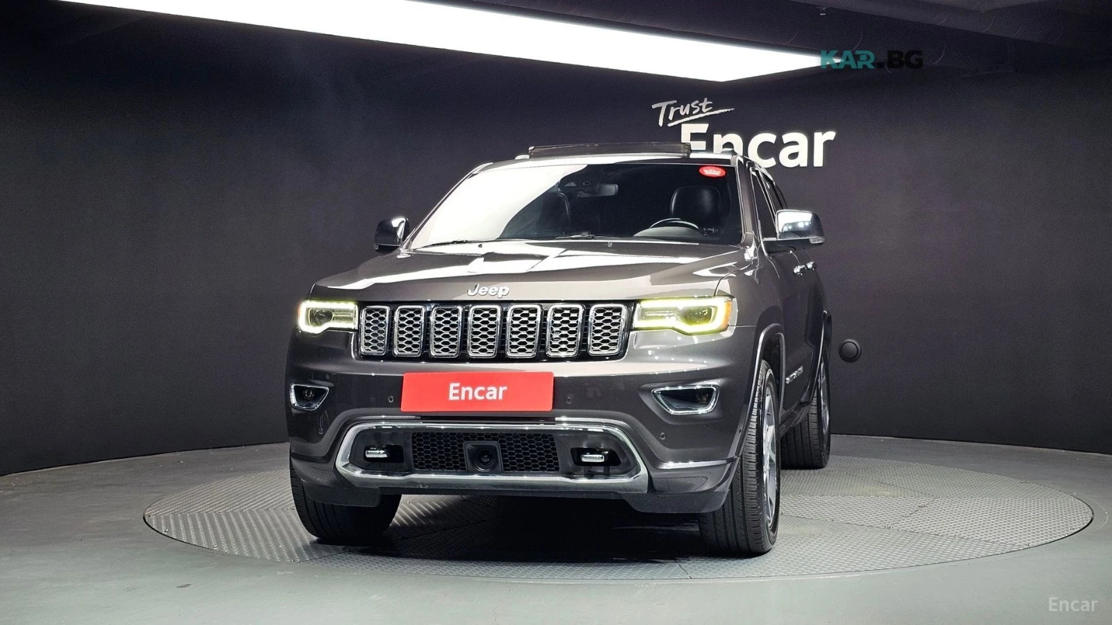 Jeep Cherokee OVERLAND* 3.6* КОЖА* ПОДГРЕВ* ОБДУХВ* ПАНО* НАВИ* , снимка 3 - Автомобили и джипове - 55235112