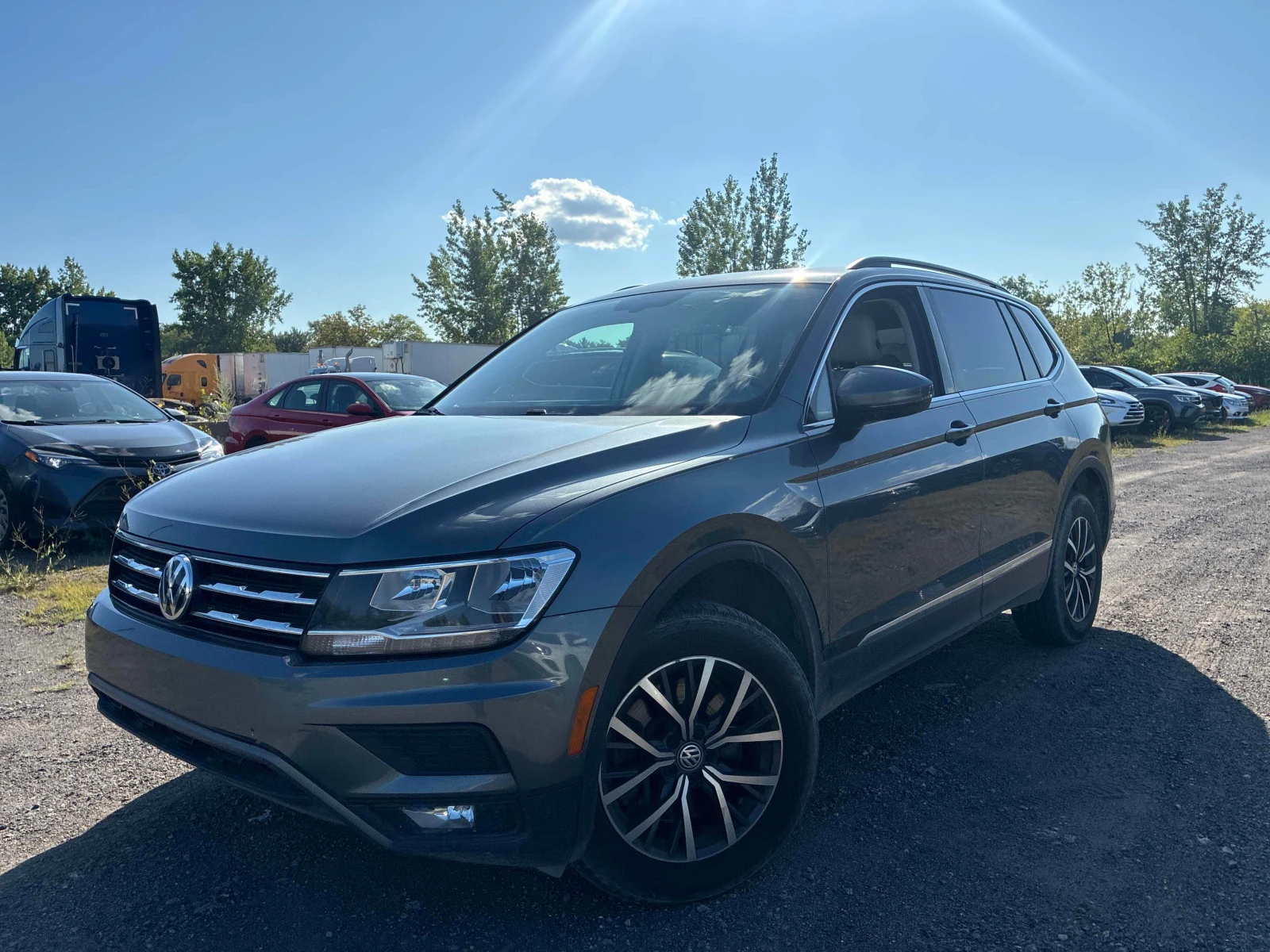 VW Tiguan * 4MOTION * АВТОКРЕДИТ * ГЛАВНО ПРЕДСТАВИТЕЛСТВО