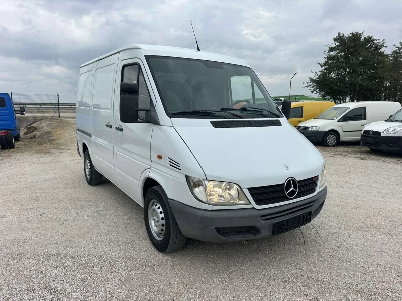 Mercedes-Benz Sprinter 216, снимка 2 - Бусове и автобуси - 51931971