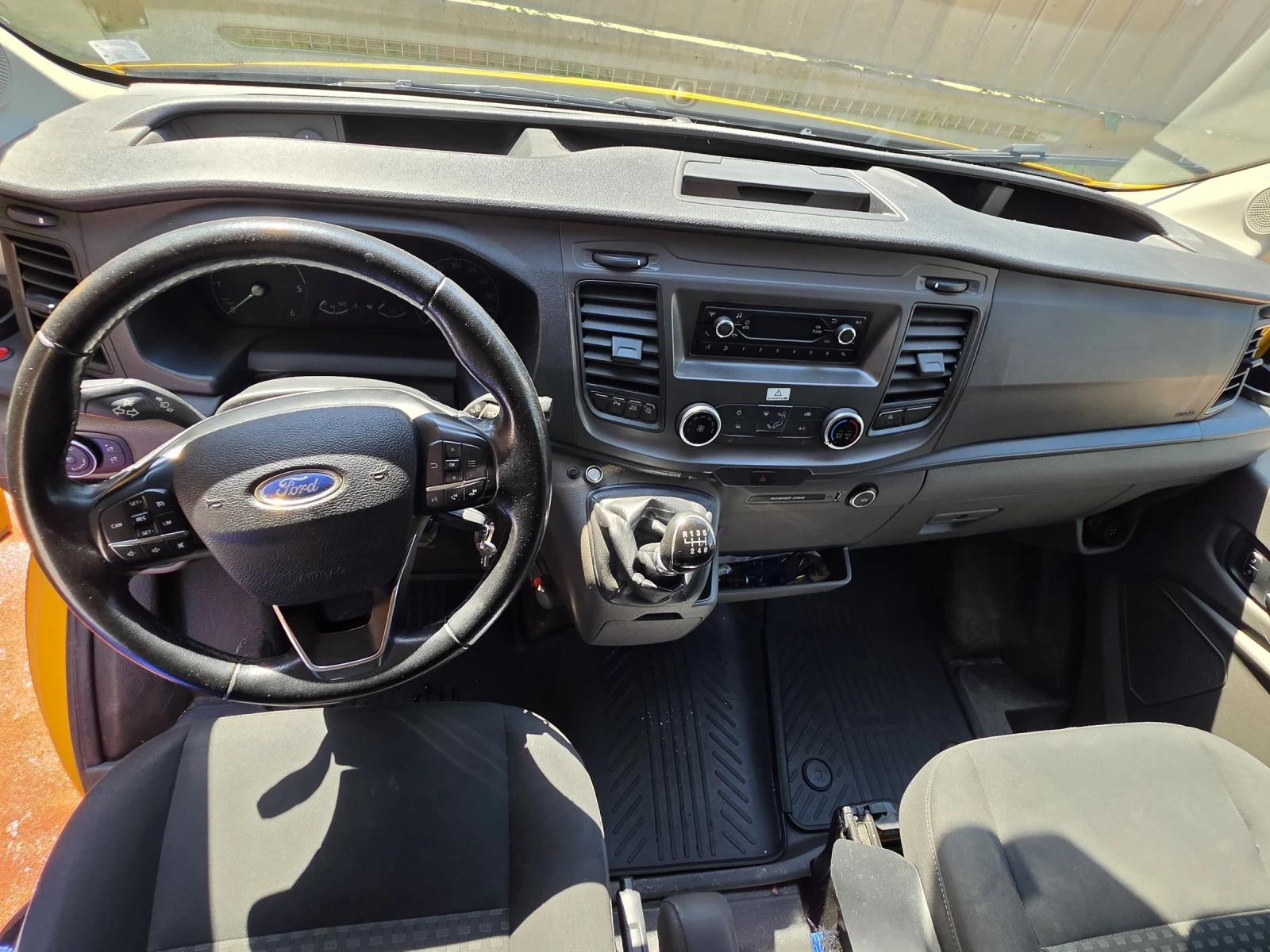 Ford Transit Камера, 6 скорости, теглич!!!, снимка 13 - Бусове и автобуси - 55101709
