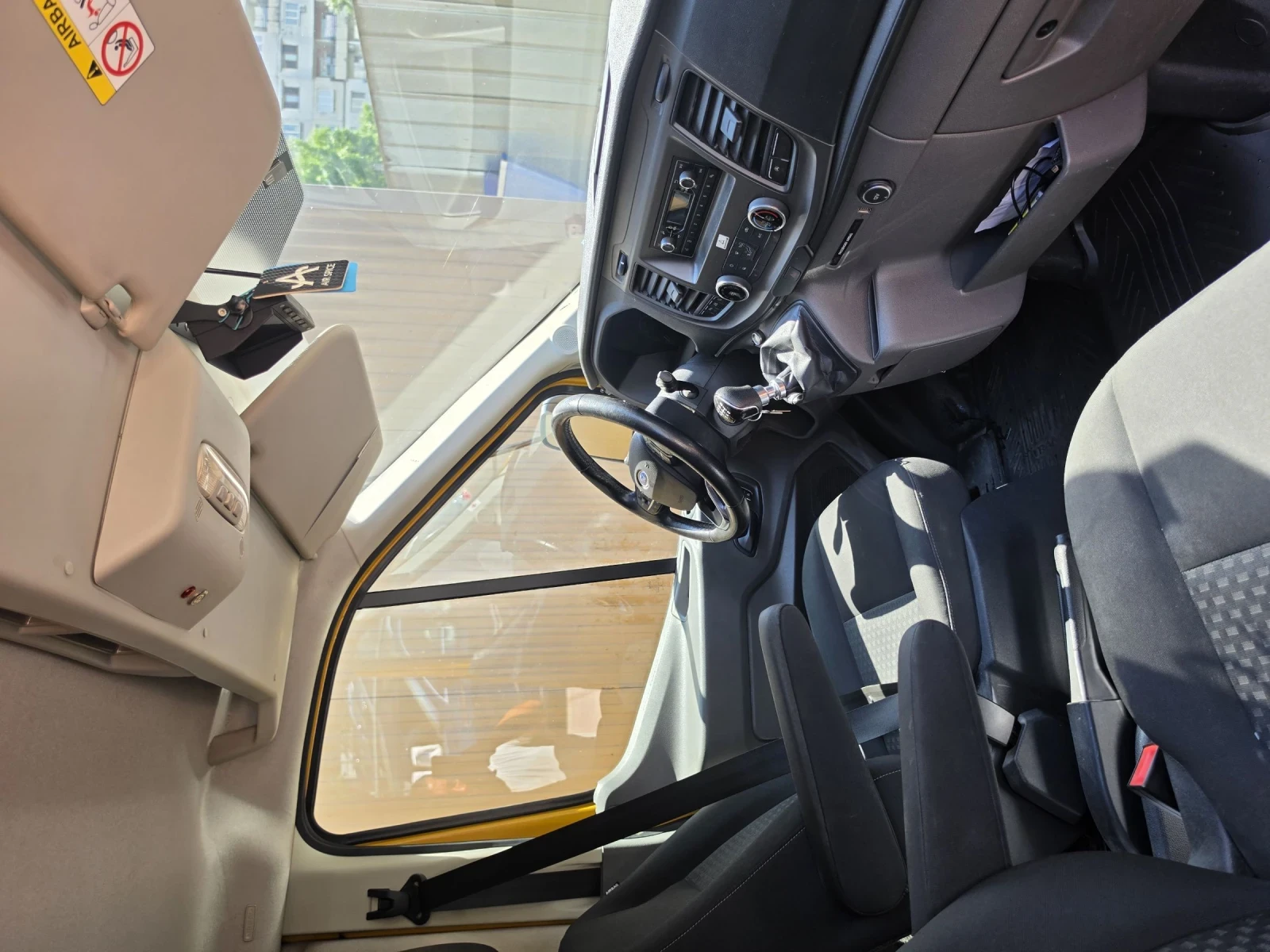 Ford Transit Камера, 6 скорости, теглич!!!, снимка 14 - Бусове и автобуси - 55101709