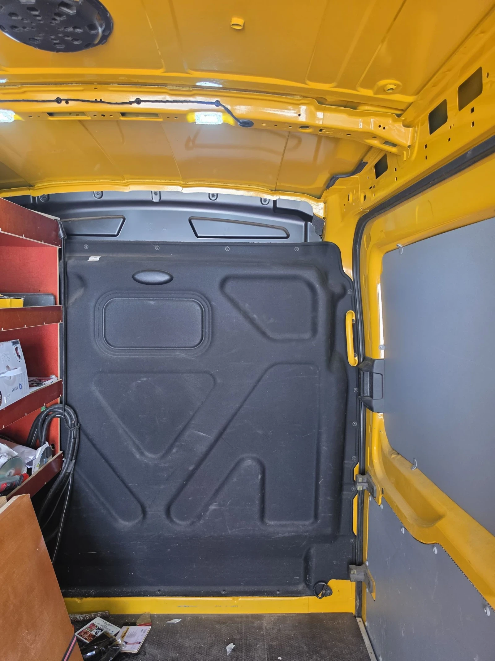 Ford Transit Камера, 6 скорости, теглич!!!, снимка 7 - Бусове и автобуси - 55101709
