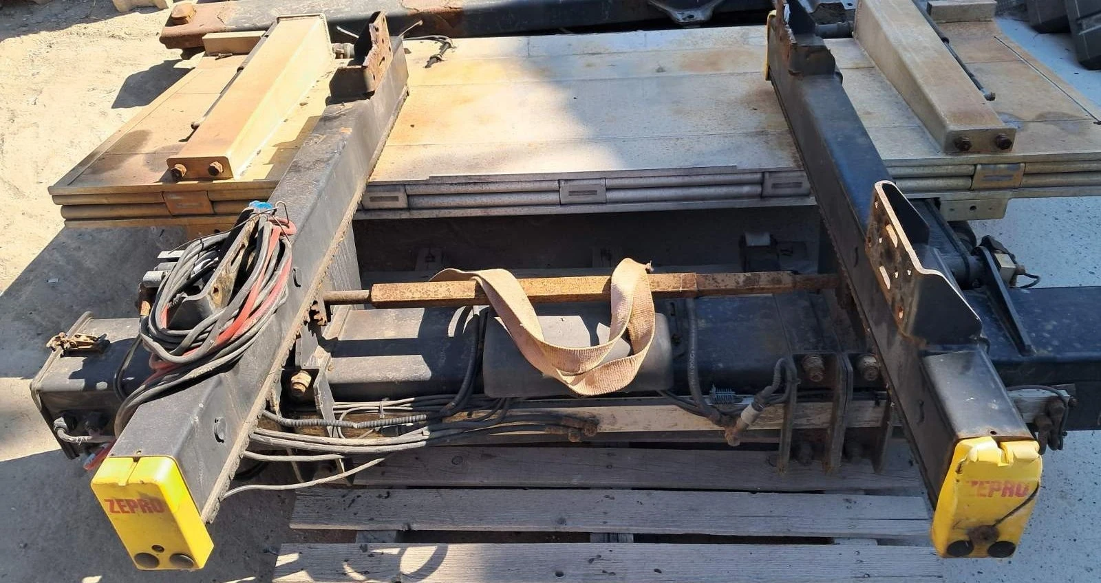 ����������� ����� ���� ZEPRO ZD 200  | Mobile.bg � ����������� 9