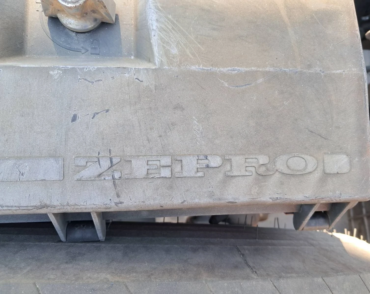 ����������� ����� ���� ZEPRO ZD 200  | Mobile.bg � ����������� 5