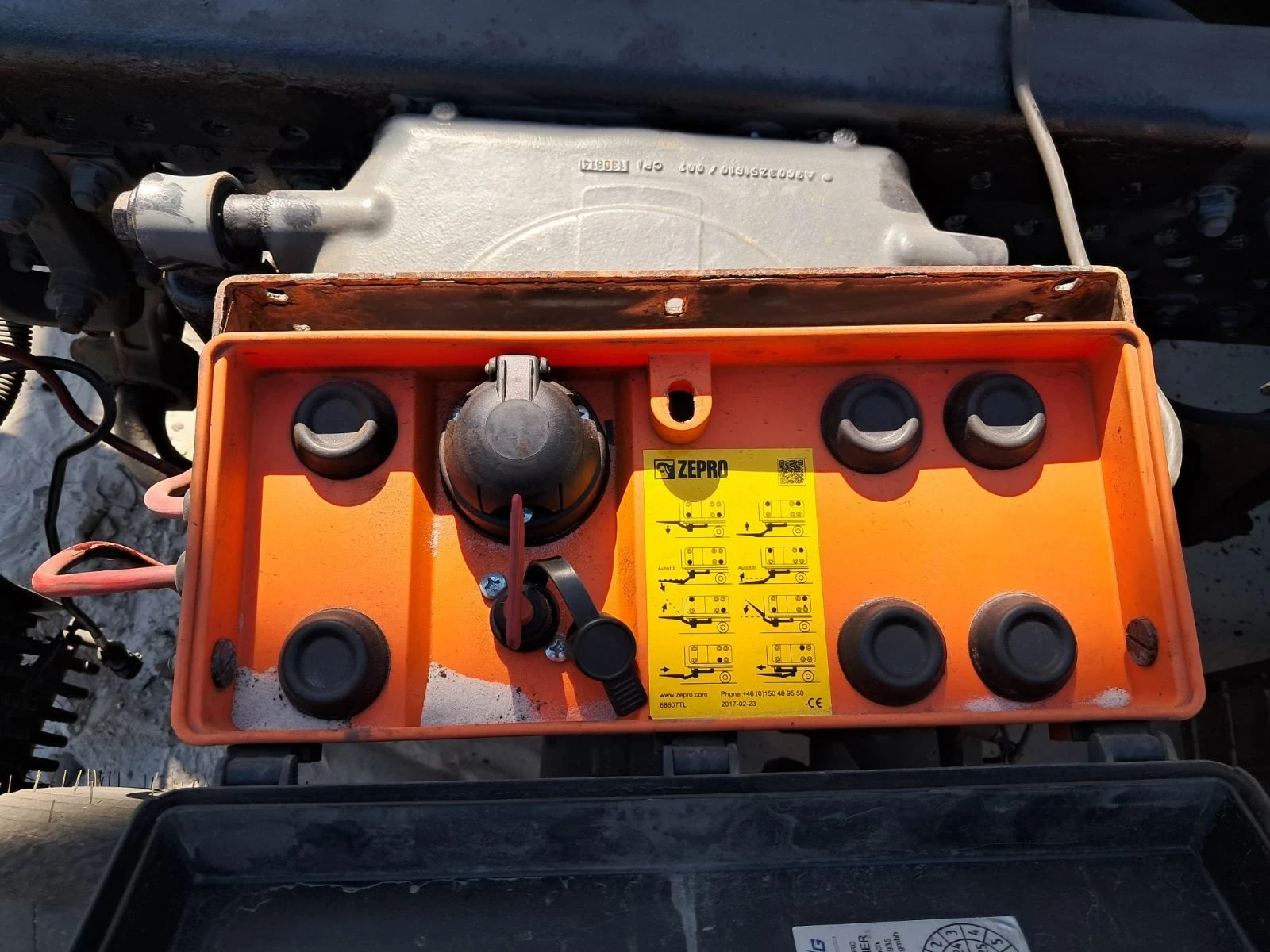 ����������� ����� ���� ZEPRO ZD 200  | Mobile.bg � ����������� 4