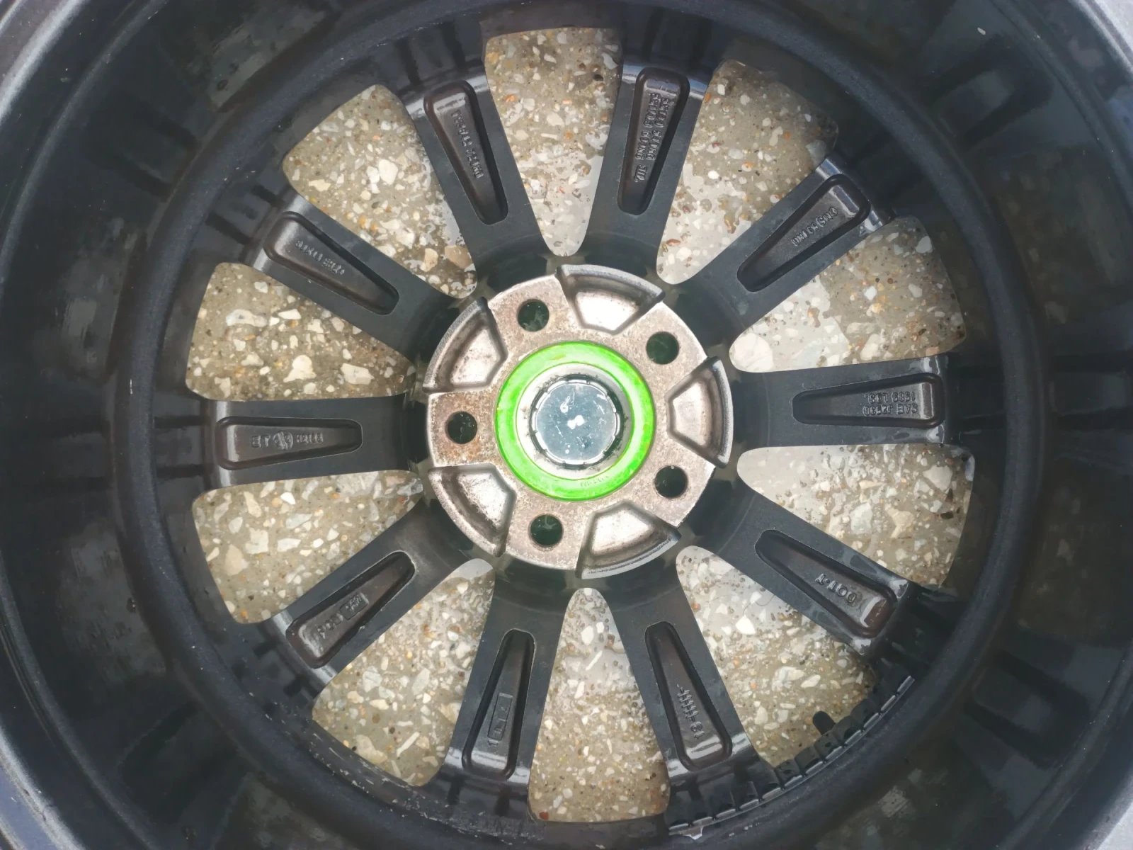 ���� � ������ 235/45R18 | Mobile.bg � ����������� 7