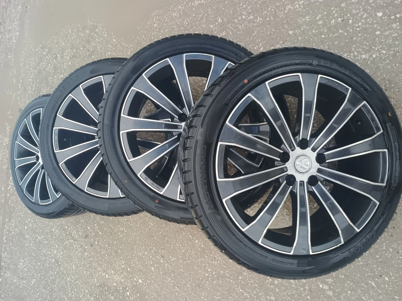 ���� � ������ 235/45R18 | Mobile.bg � ����������� 2