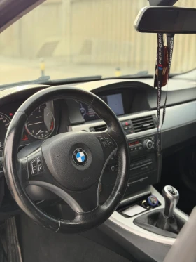 BMW 320, снимка 8