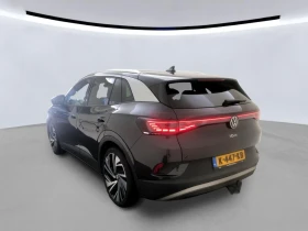 VW ID.4 1STMAX/82КWH/ТЕРМОПОМПА/PANORAMA/AMBIENT/HEAD-UP, снимка 4
