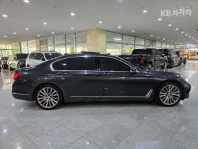 BMW 750 LI XDRIVE/HEAD UP/360CAM/PANO/EKPAHИ/FIRST CLASS/, снимка 4