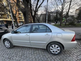 Toyota Corolla Седан, снимка 15