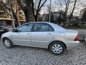 Toyota Corolla Седан, снимка 16