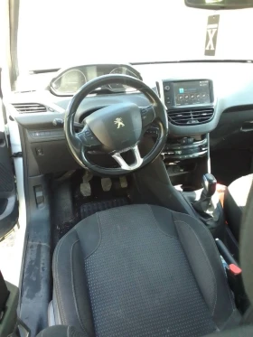 Peugeot 208 - 5690 € / 11128.67 лв. - 74611404 3